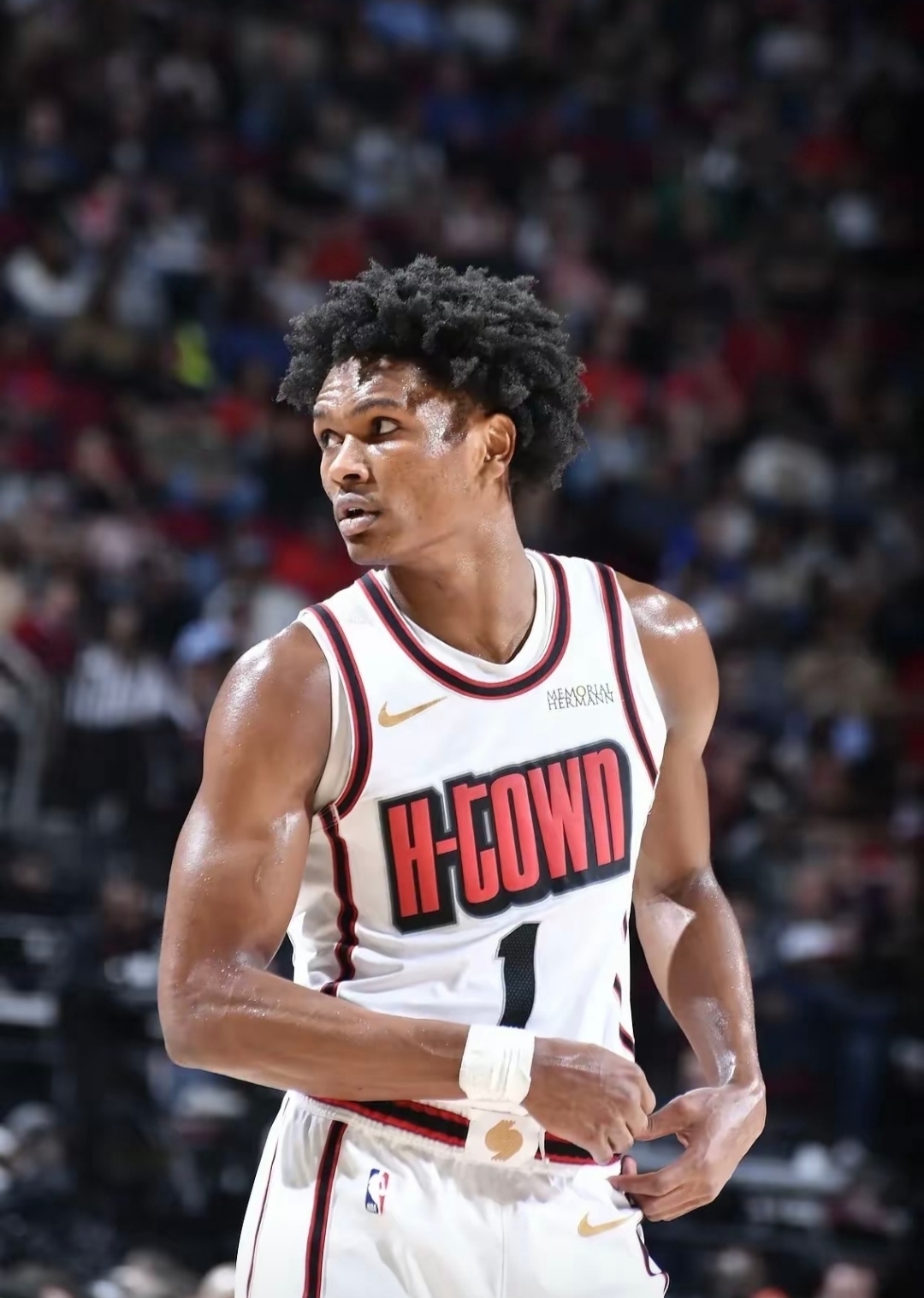 yy易游官方官网离谱！字母哥在加拿大队比赛中伤愈复出休斯敦火箭关键时刻调整名单，迈阿密热火调整名单备战亚冠的简单介绍